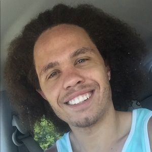 Meet your Posher, Jeremiah